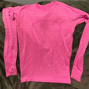 Lululemon long sleeve size 8